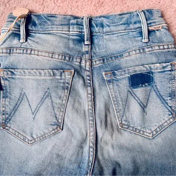 MOTHER The Hustler Roller Frayed Jeans I Confess PETITE Size 25 NWT - Picture 9 of 10